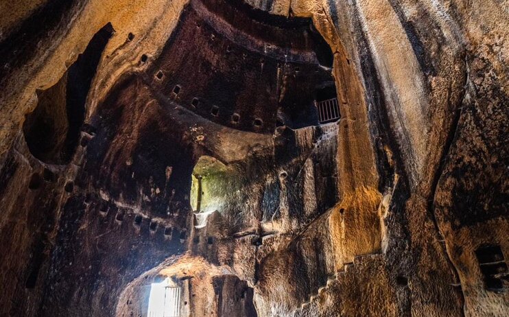 Alla Scoperta delle Grotte della Gurfa e del Castello di Mussomeli - Domenica 28 Aprile 2024 ore 8,00
